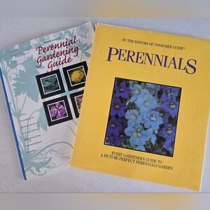 Perennials: Every Gardener's Guide to a Picture-Perfect Perennials Book Lot